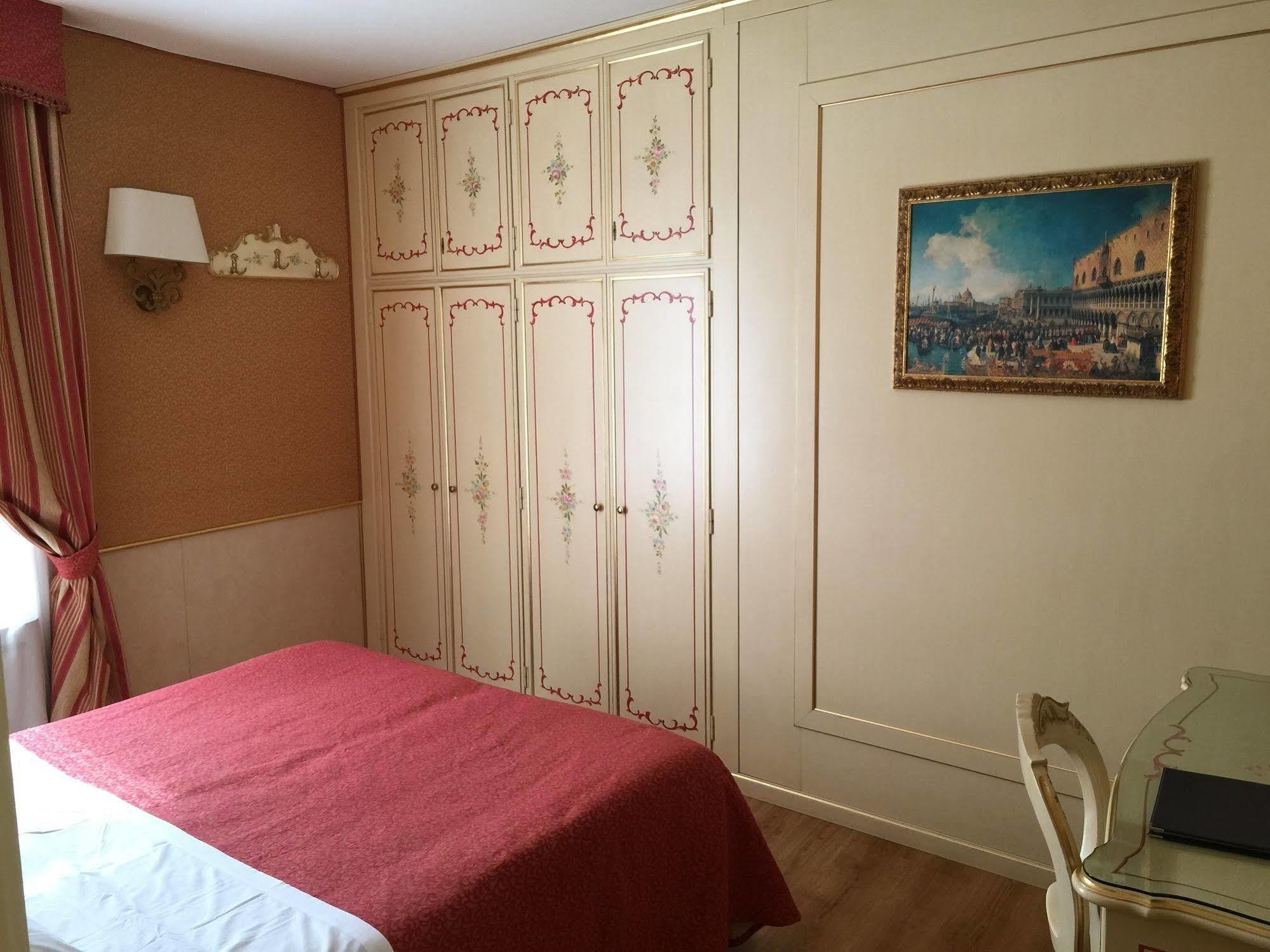 Arlecchino 3* Veneza